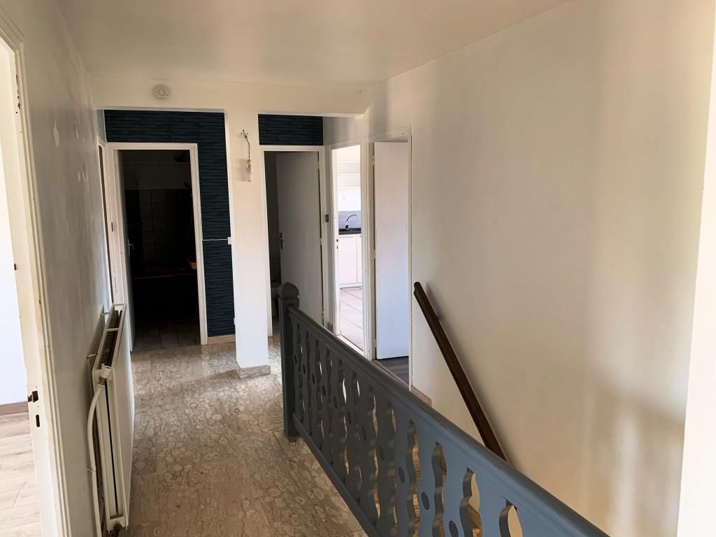 Immeuble de 2 logements indépendants vides