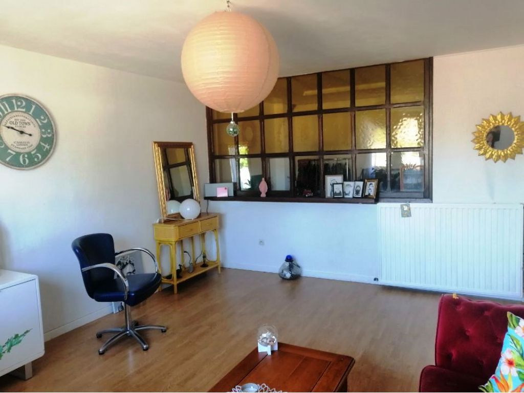 Immeuble de 2 logements indépendants vides