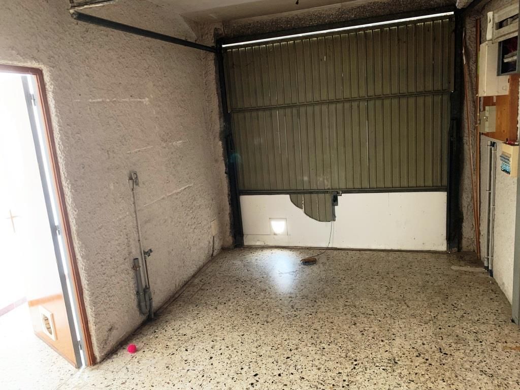 Immeuble de 2 logements indépendants vides