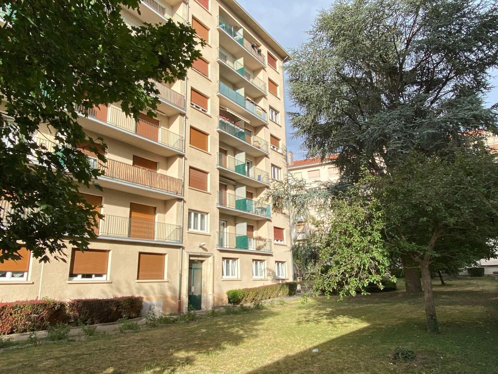 Appartement complétement rénové