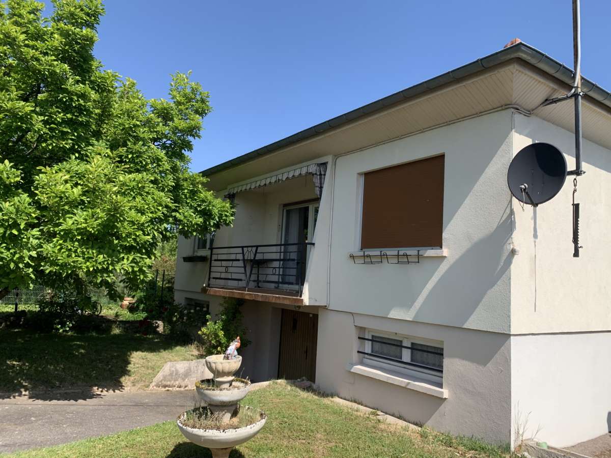 Pavillon individuel sur vaste terrain