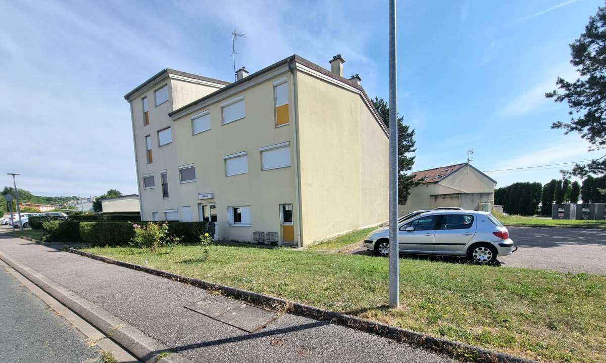 Studio 36 m2 Rez-de-chaussée Petite copropriété