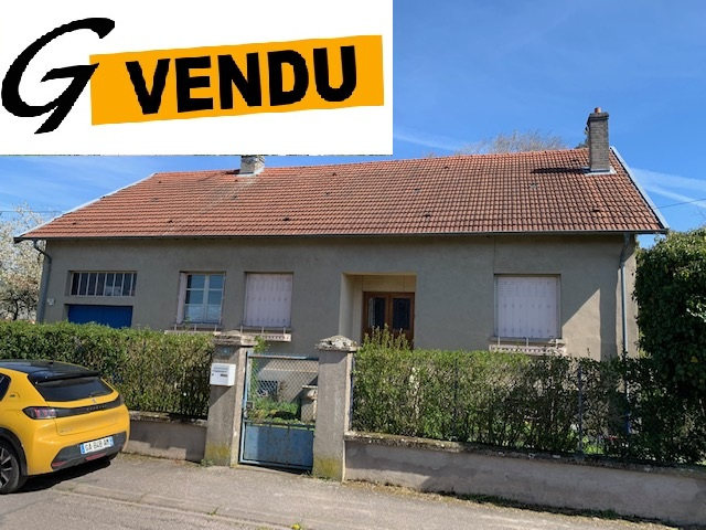 Vaste maison de Plain pied (avec sous-sol et grenier complet)