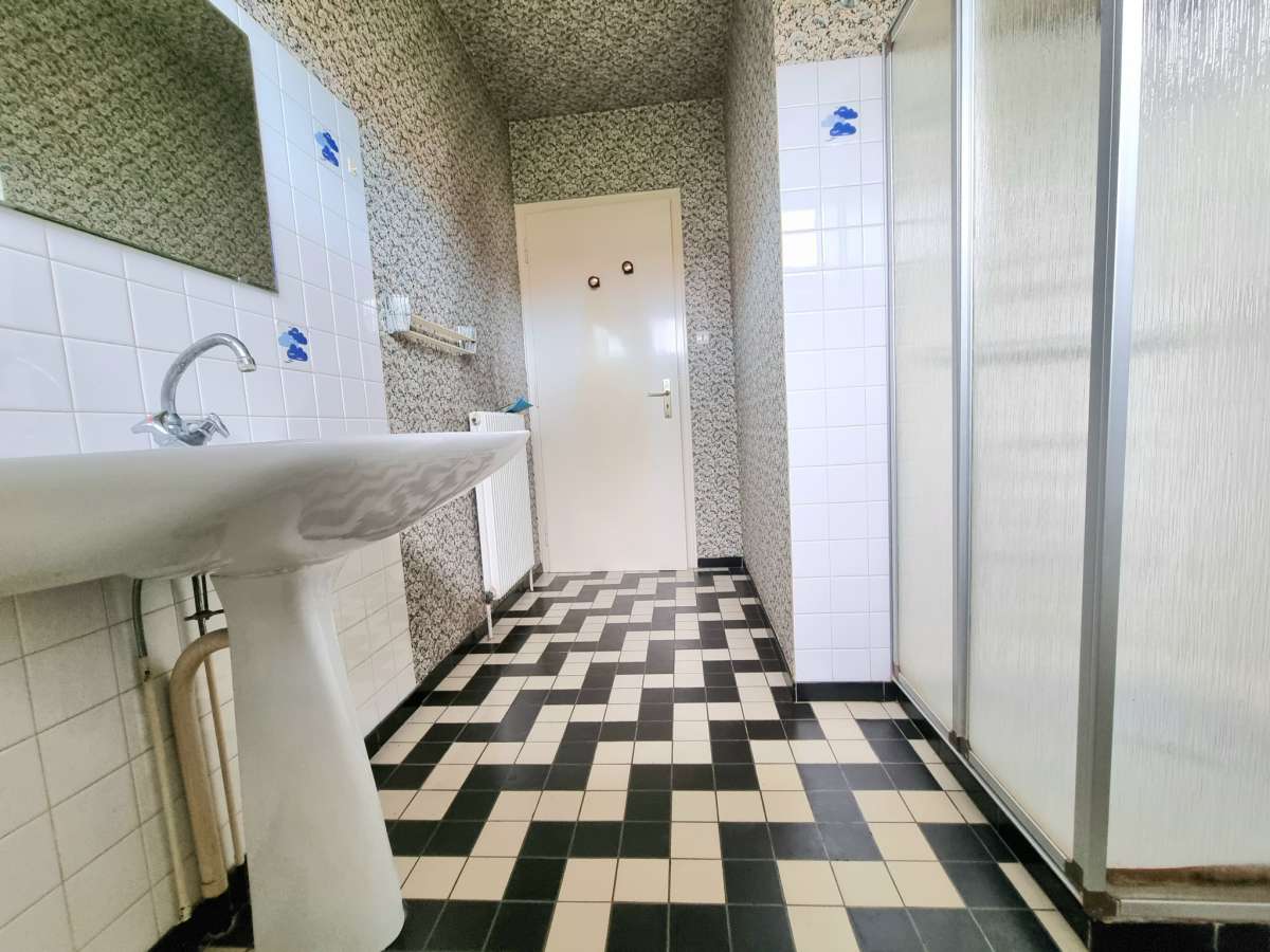 Maison familiale 4 chambres sur terrain de 1600 m2