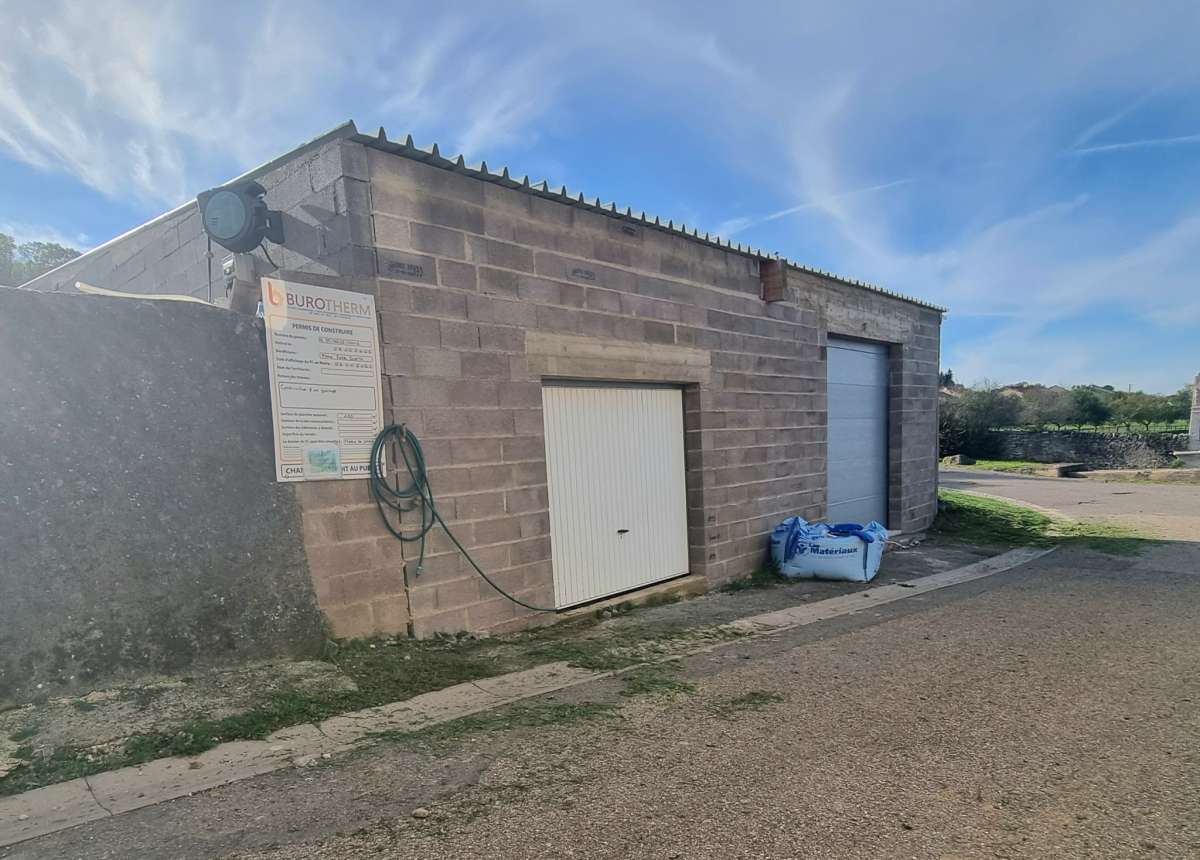 Maison 160 m2 avec dépendance, piscine et jardin - à la campagne