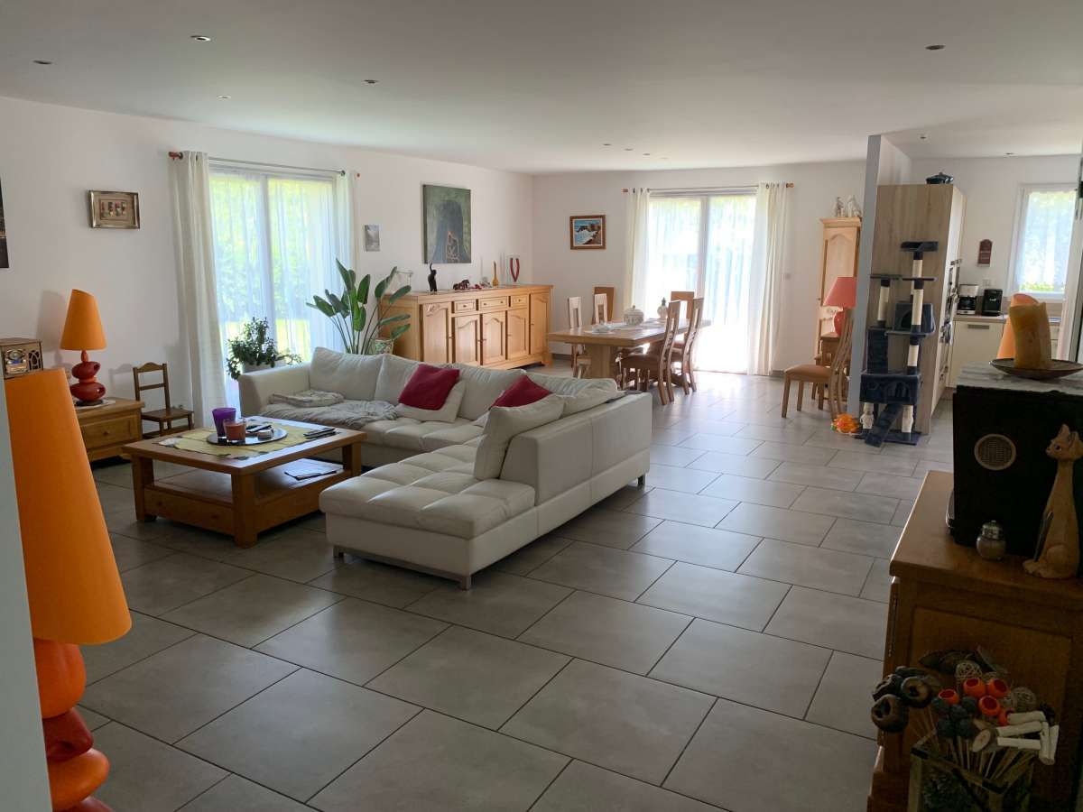 SUPERBE Plain Pieds récent de 200 m2 hab sur 1100 m2 de terrain