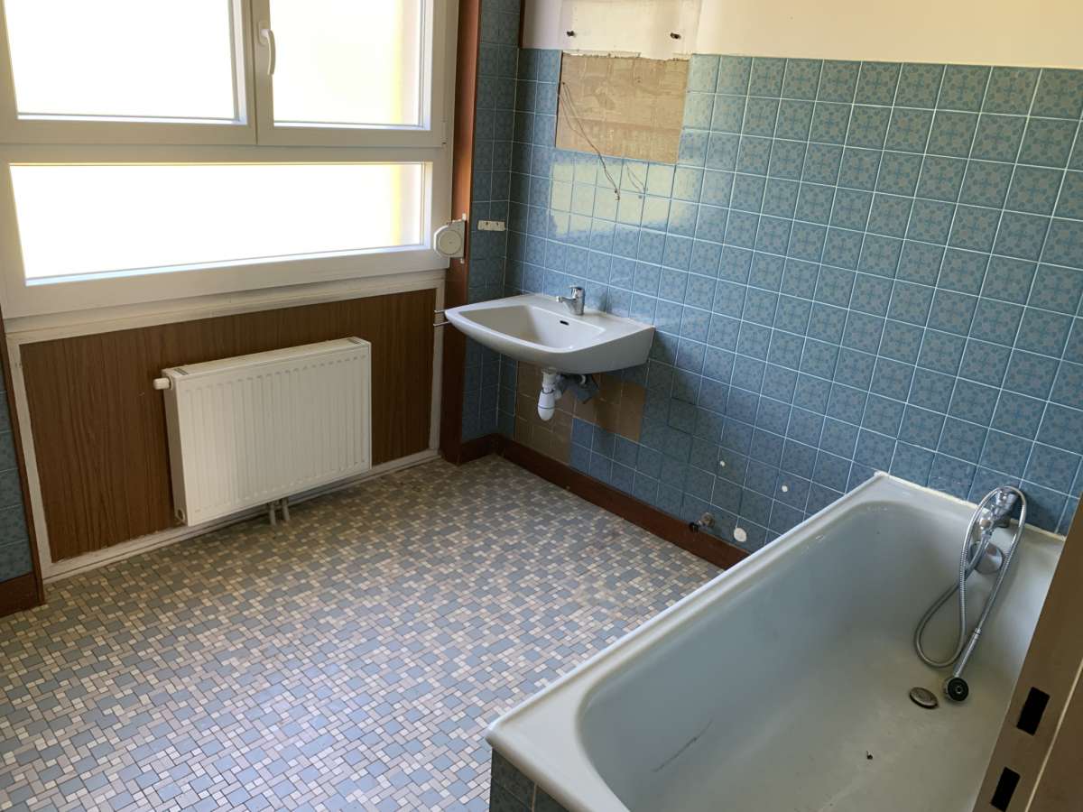 PLAIN PIEDS de 117 m2 sur sous-sol complet