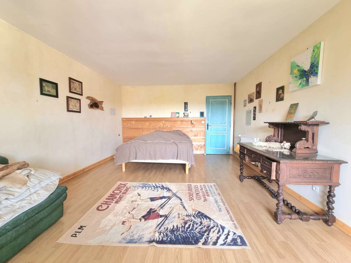 Maison 275 m2 Beaux volumes Domjevin