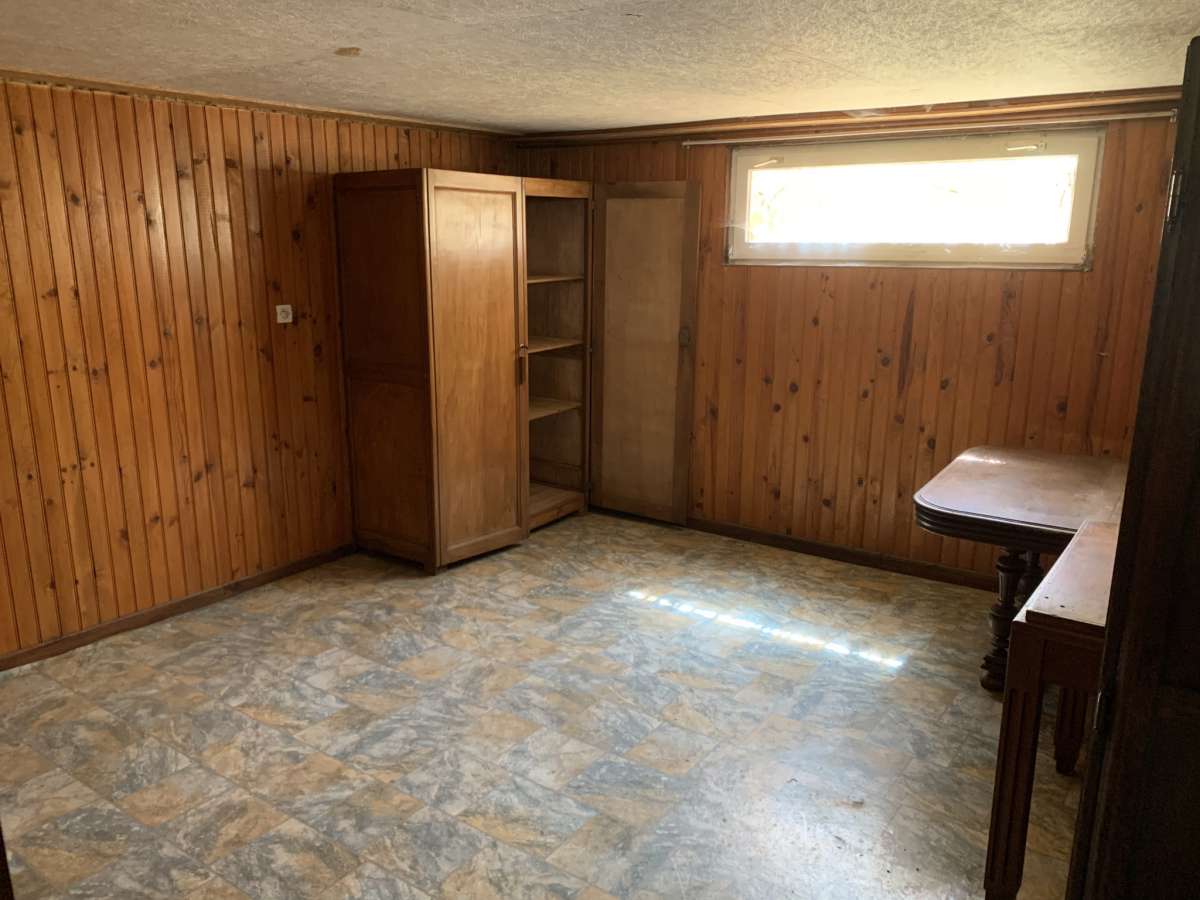 PLAIN PIEDS de 117 m2 sur sous-sol complet