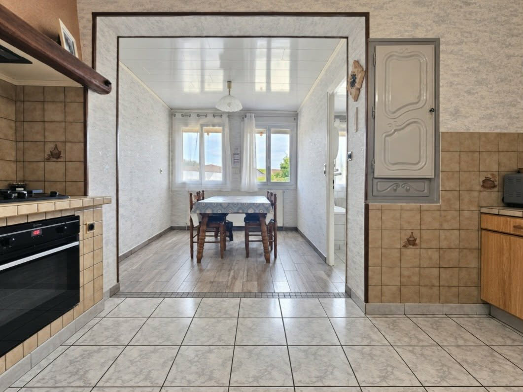 Maison individuelle, 3ch, jardin & garages