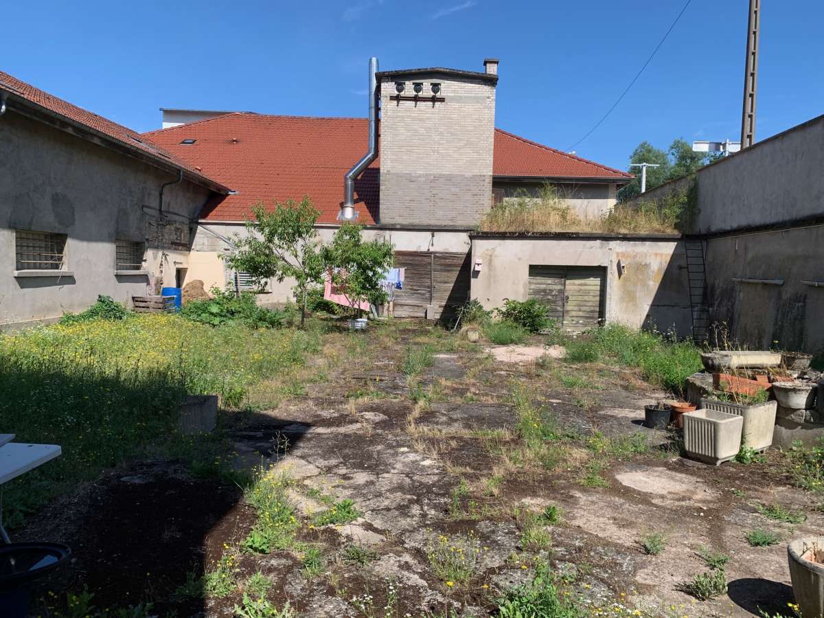 Maison beaux volumes DAMELEVIERES