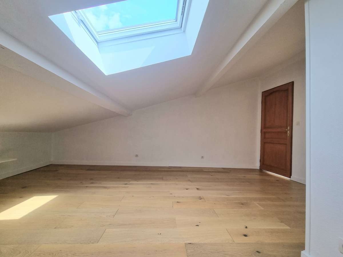 Appartement 120 m2 avec jardin