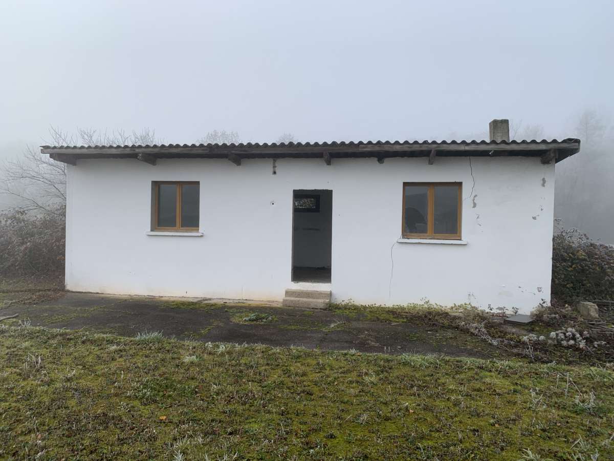 Ensemble immobilier sur plus de 2,5 hectares